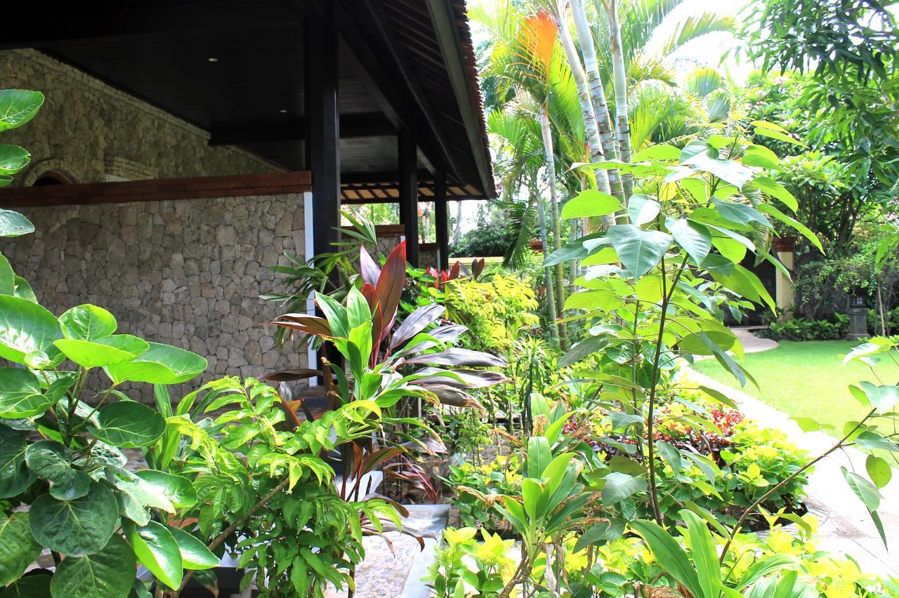 Mans Cottages & Spa Pemuteran Esterno foto